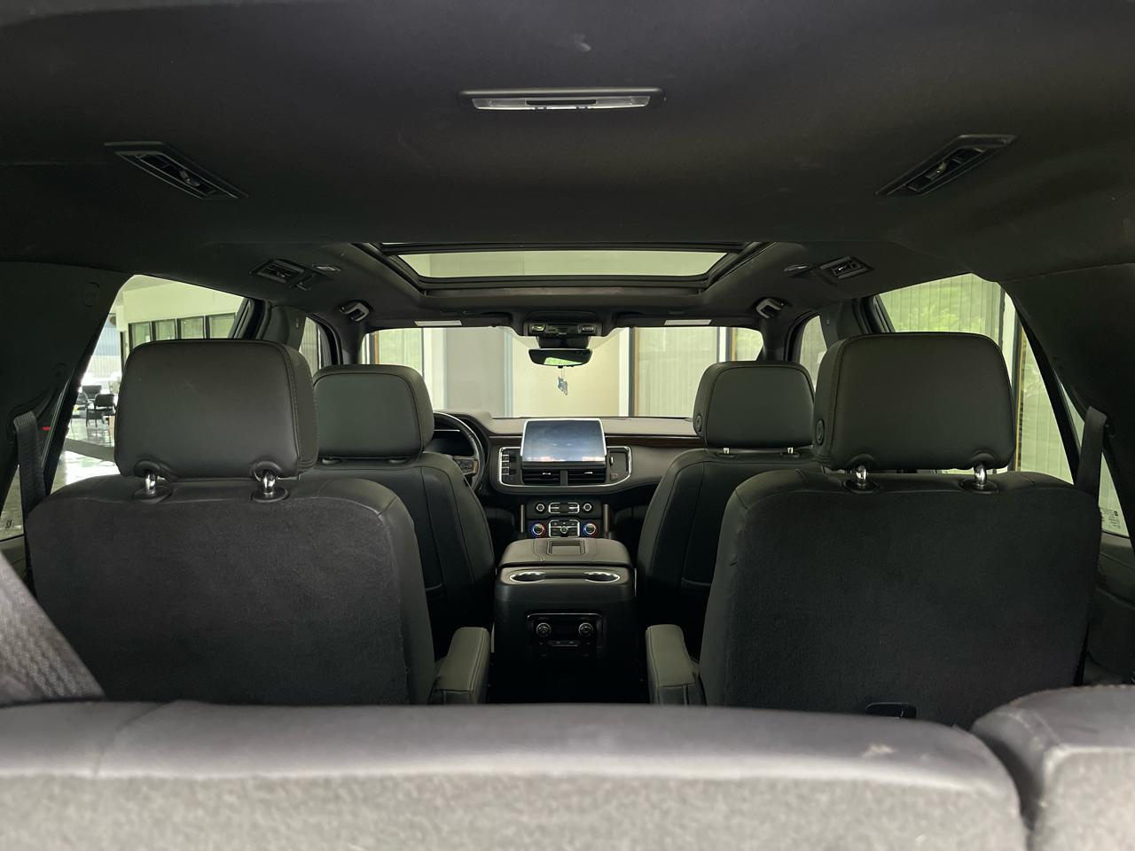 Chevrolet Tahoe High Country 4WD 2023