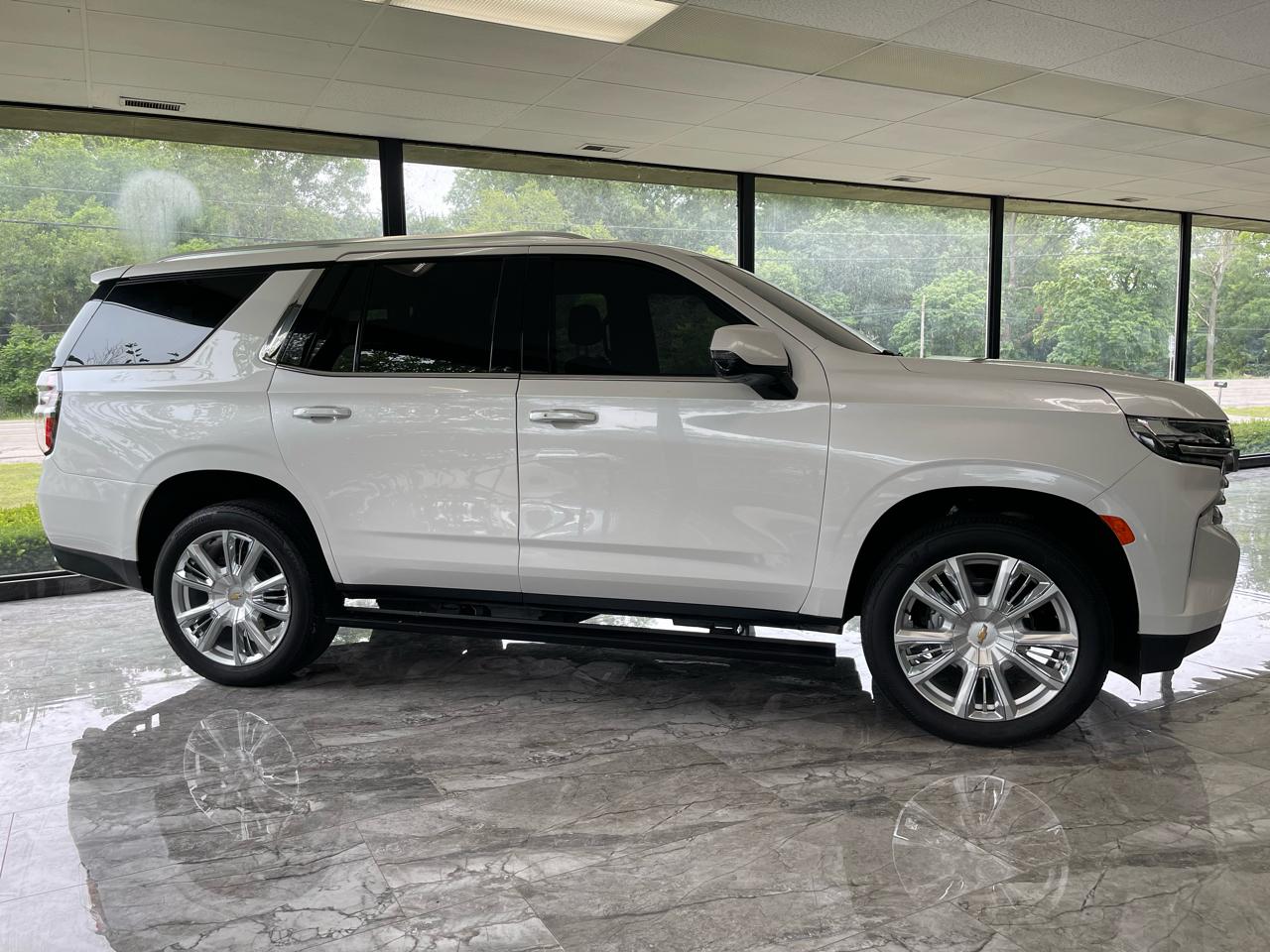 Chevrolet Tahoe High Country 4WD 2023