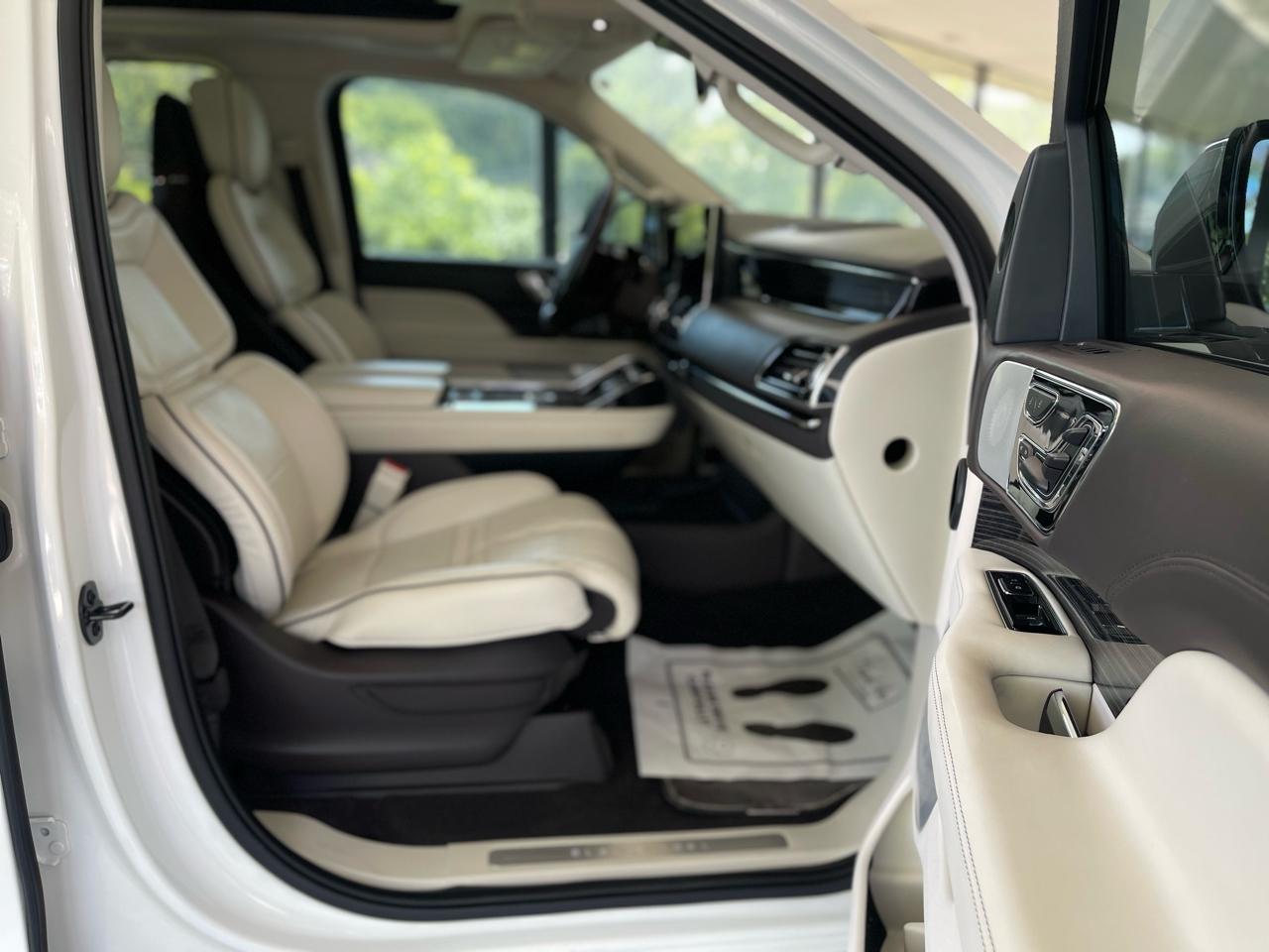 Lincoln Navigator Black Label 4WD 2023