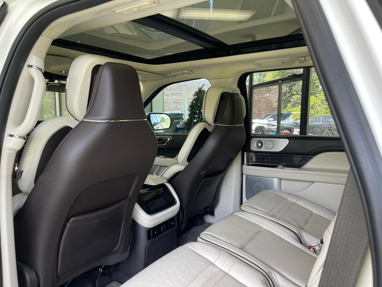 Lincoln Navigator Black Label 4WD 2023