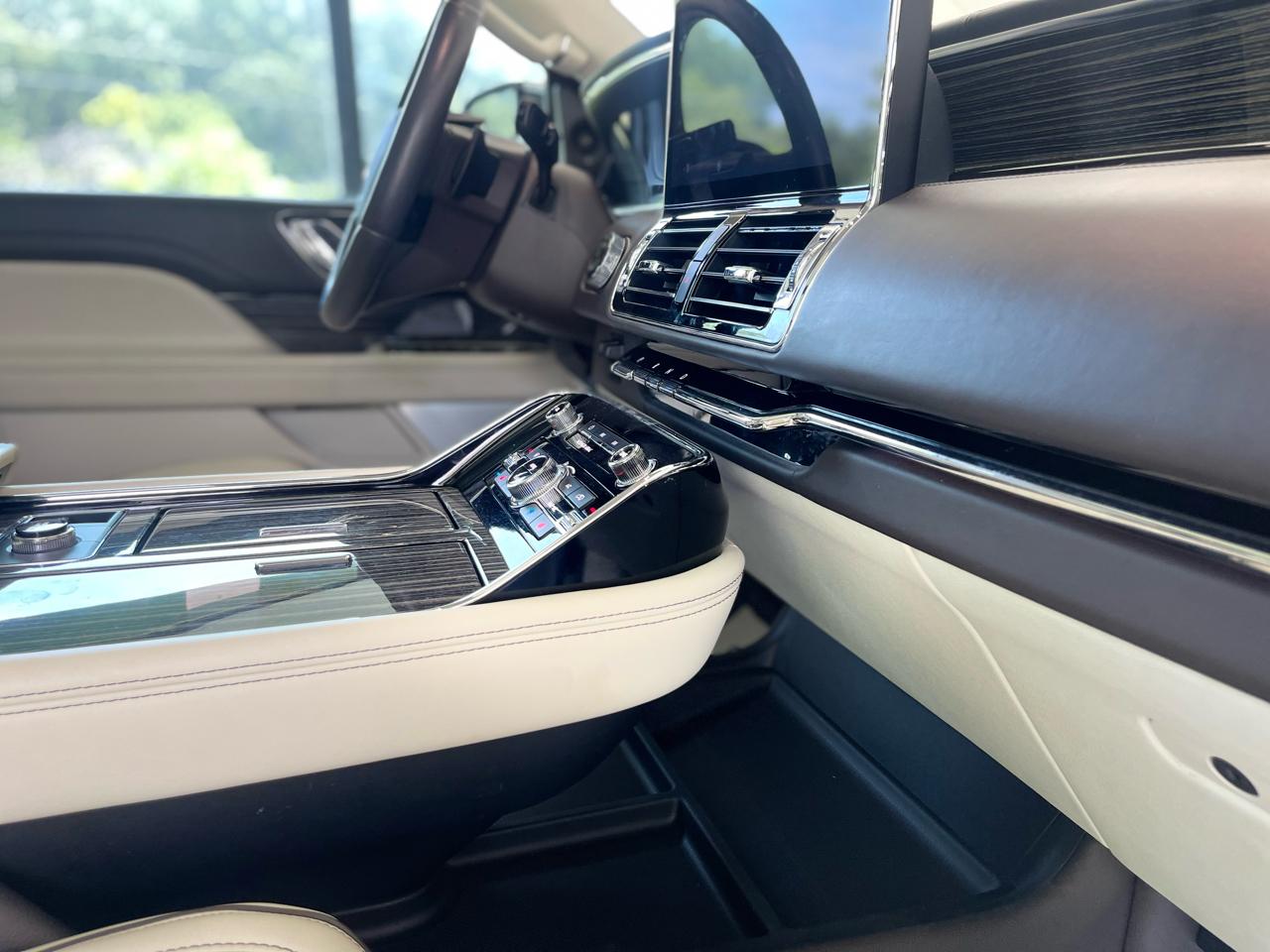 Lincoln Navigator Black Label 4WD 2023