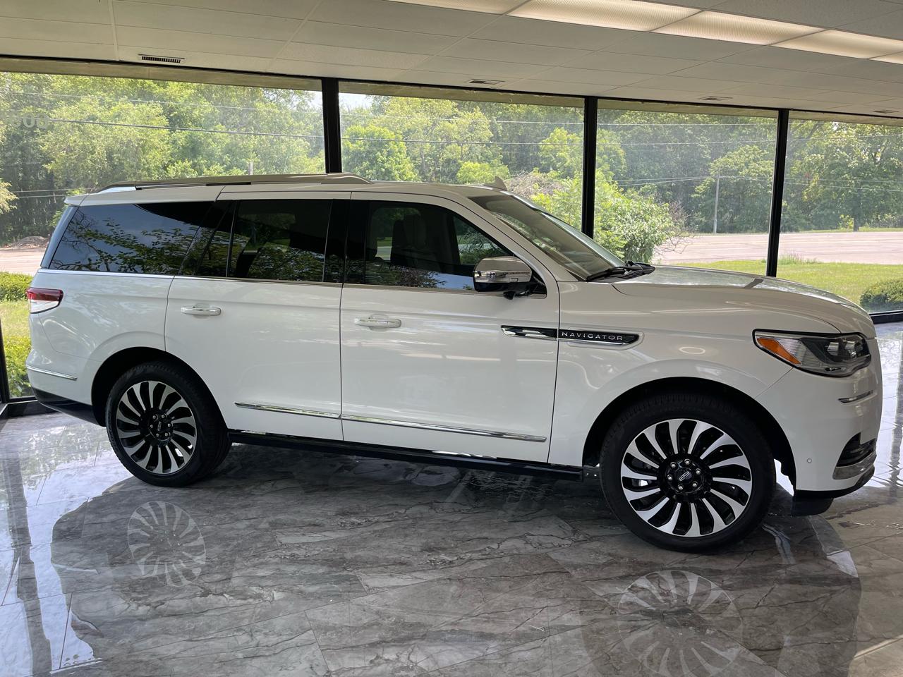 Lincoln Navigator Black Label 4WD 2023