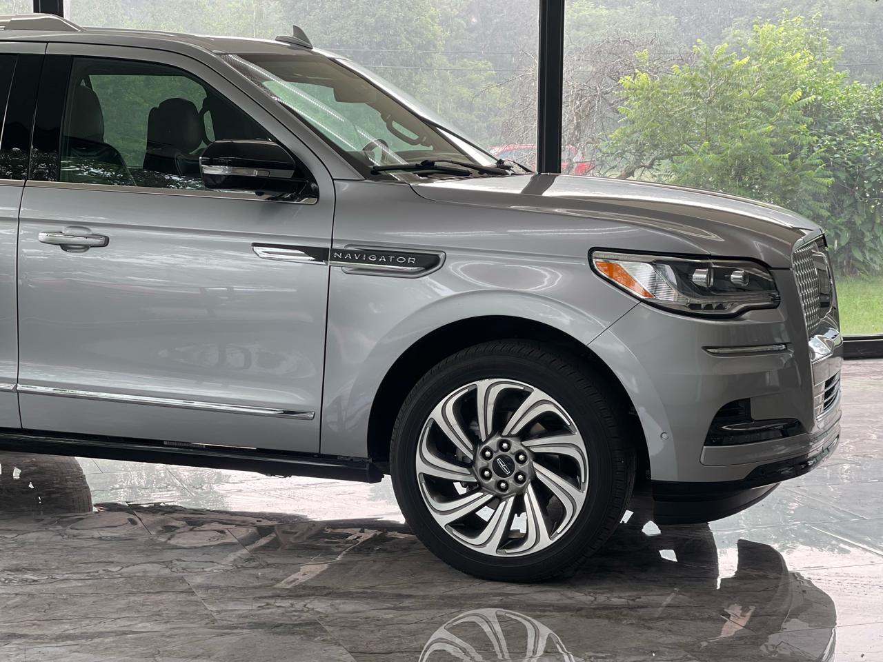 Lincoln Navigator Reserve 4WD 2022