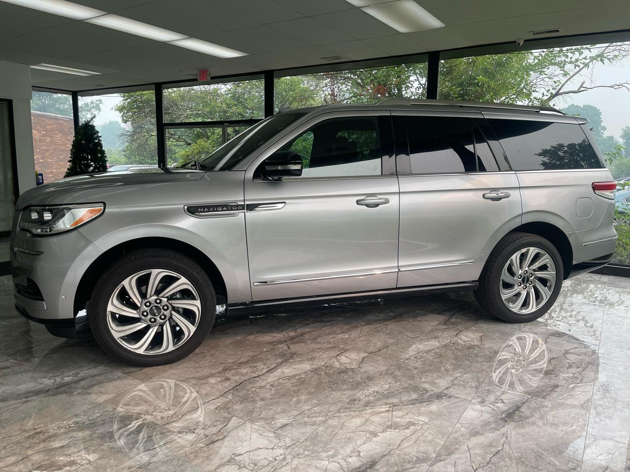 Lincoln Navigator Reserve 4WD 2022