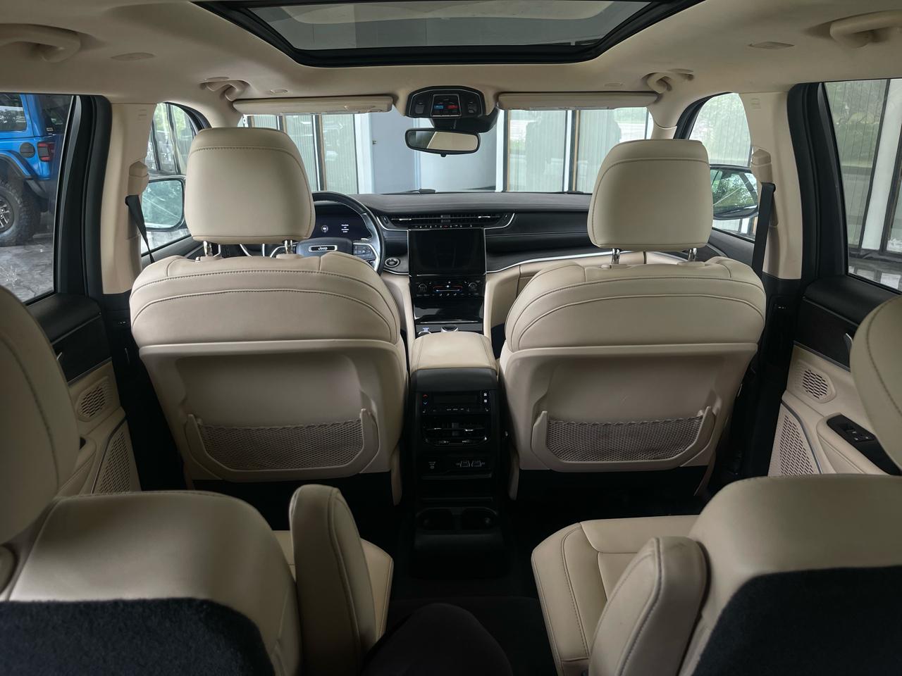 Jeep Grand Cherokee L Limited 4WD 2022