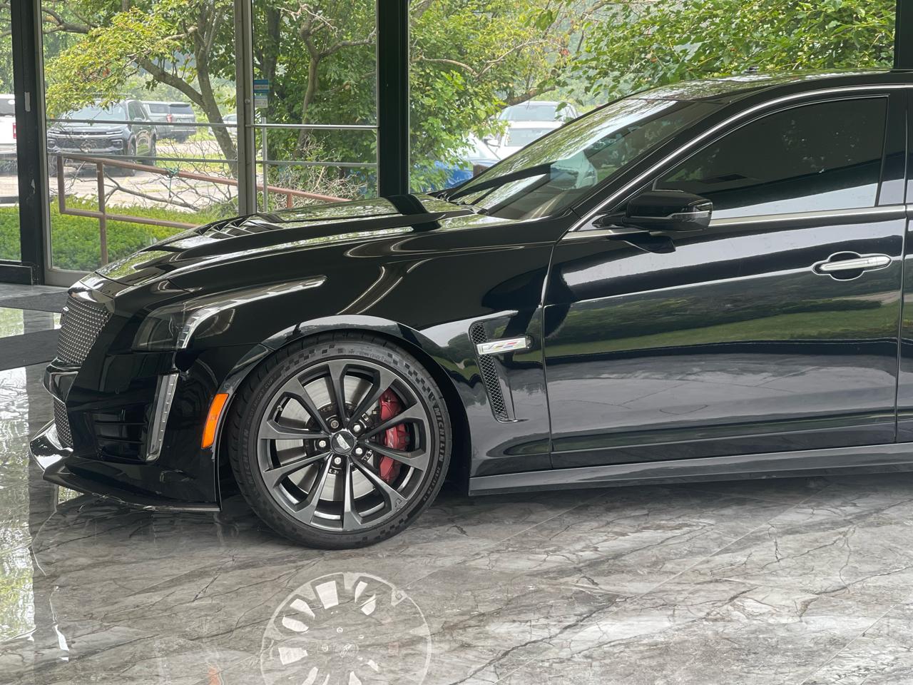 Cadillac CTS-V Base 2019