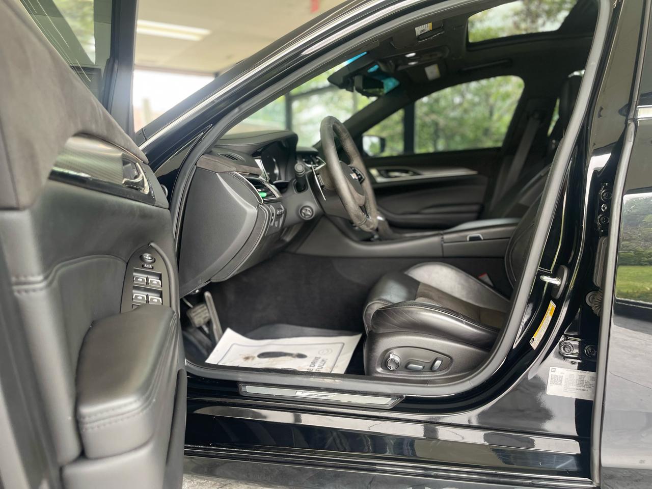 Cadillac CTS-V Base 2019