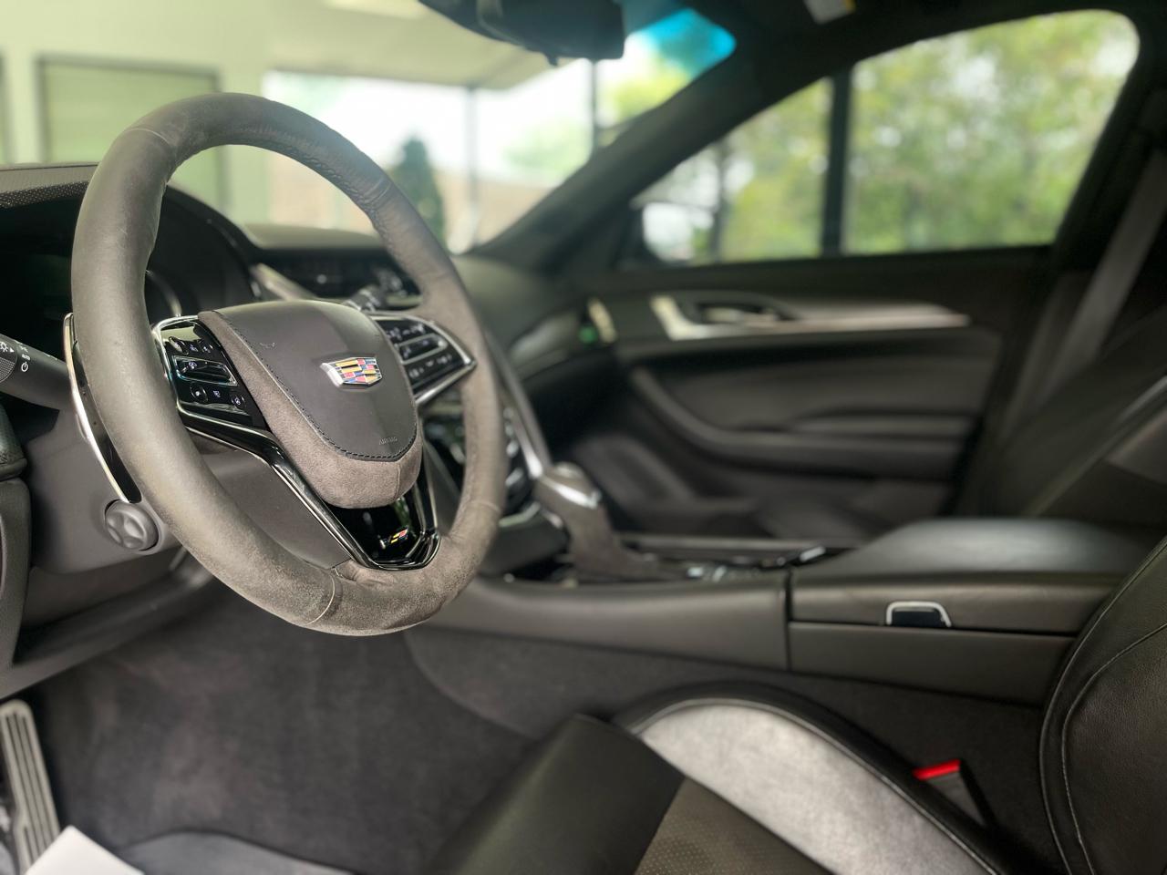 Cadillac CTS-V Base 2019