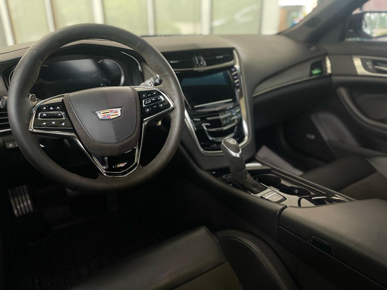 Cadillac CTS-V Base 2019