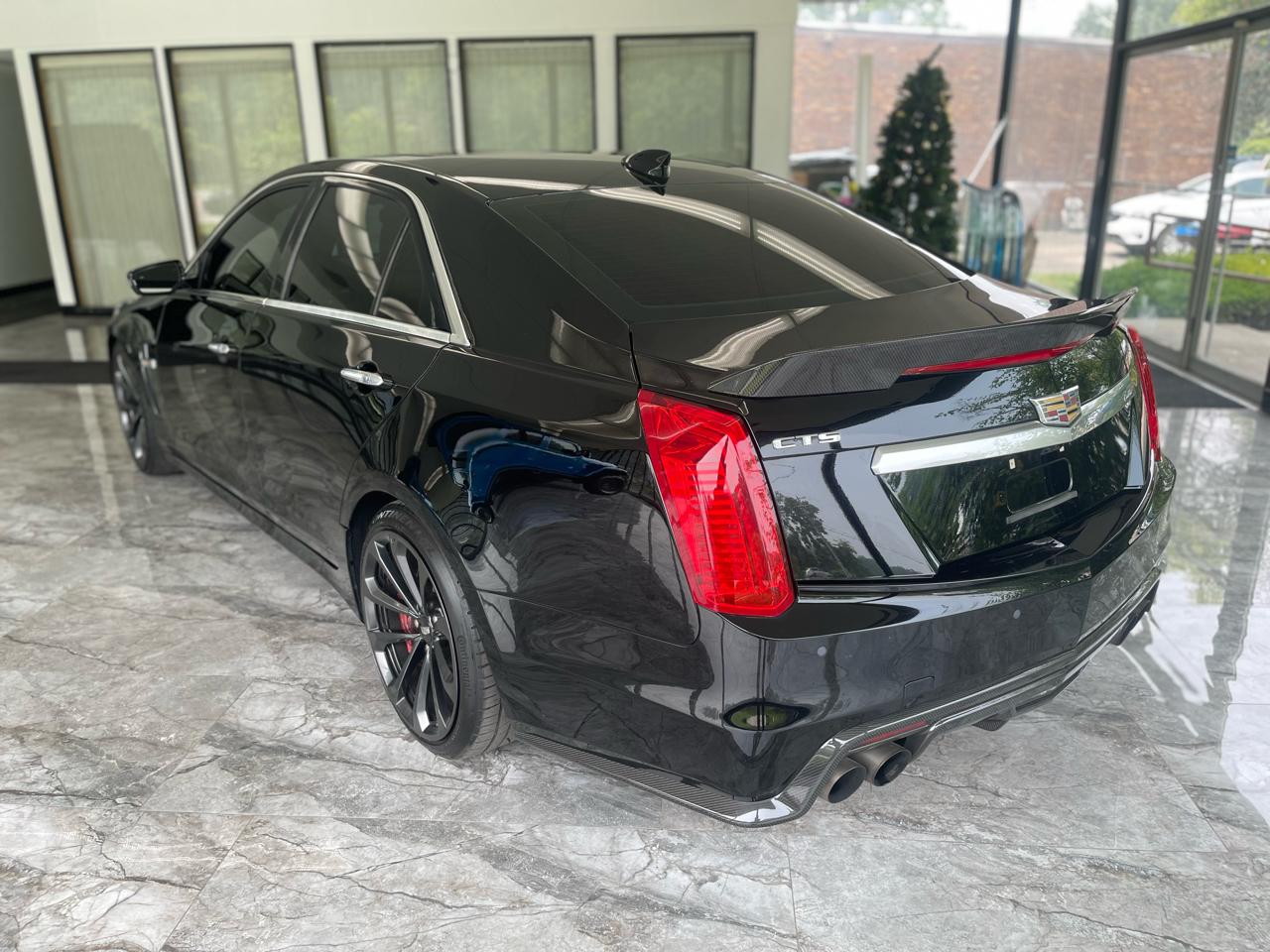 Cadillac CTS-V Base 2019