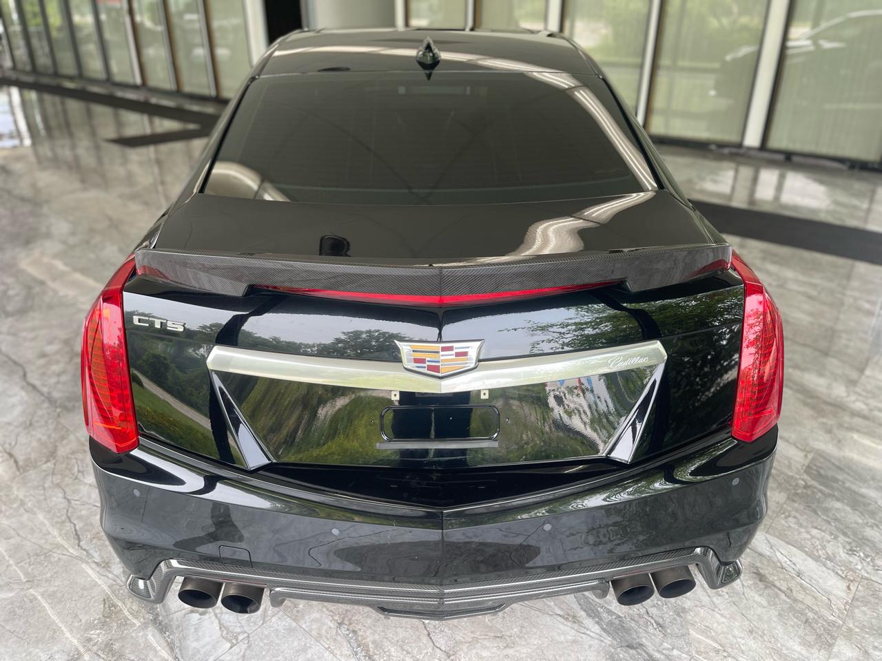 Cadillac CTS-V Base 2019