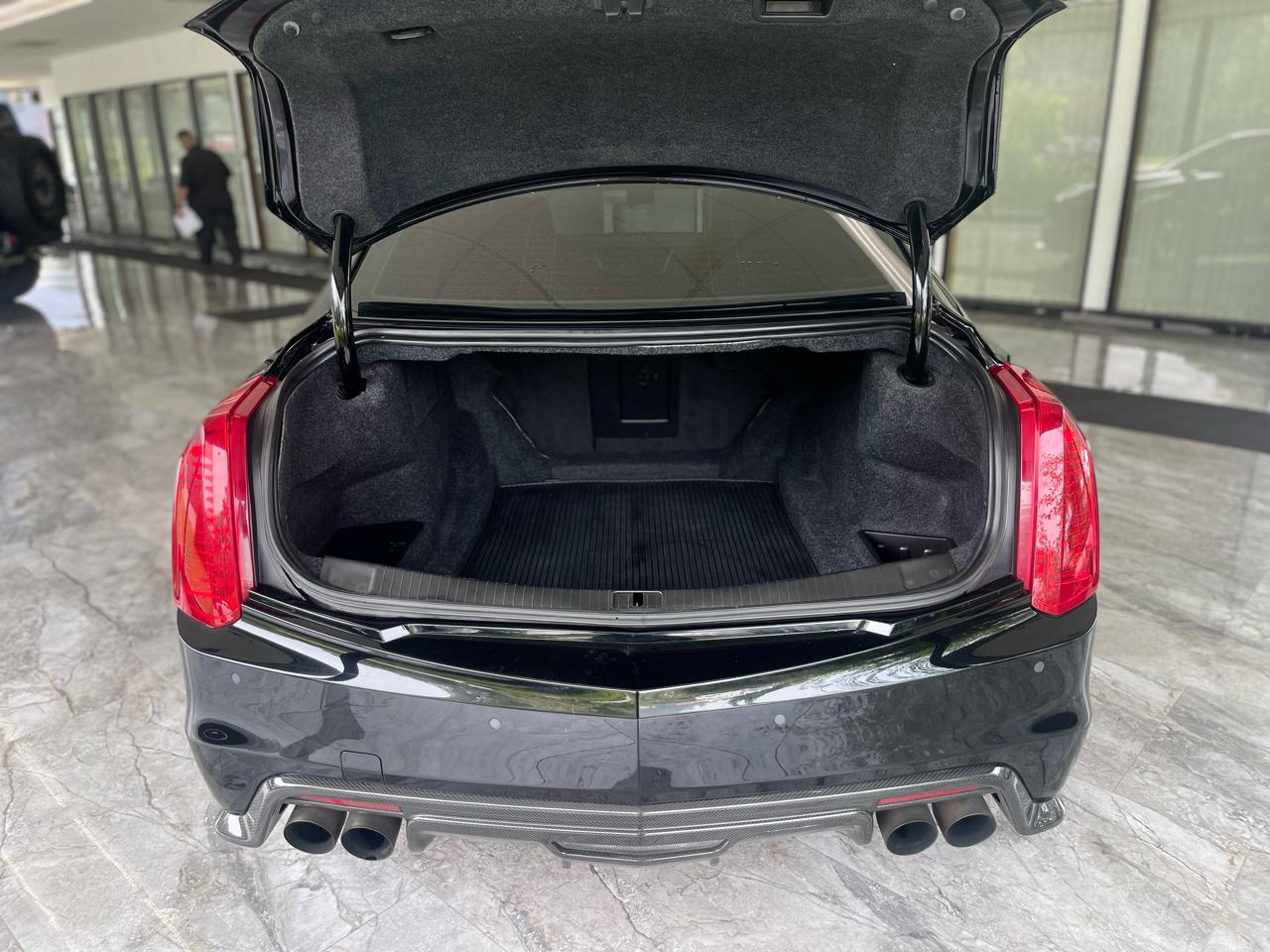 Cadillac CTS-V Base 2019