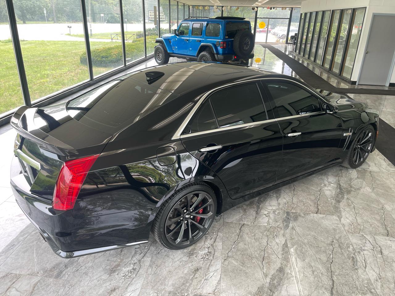 Cadillac CTS-V Base 2019