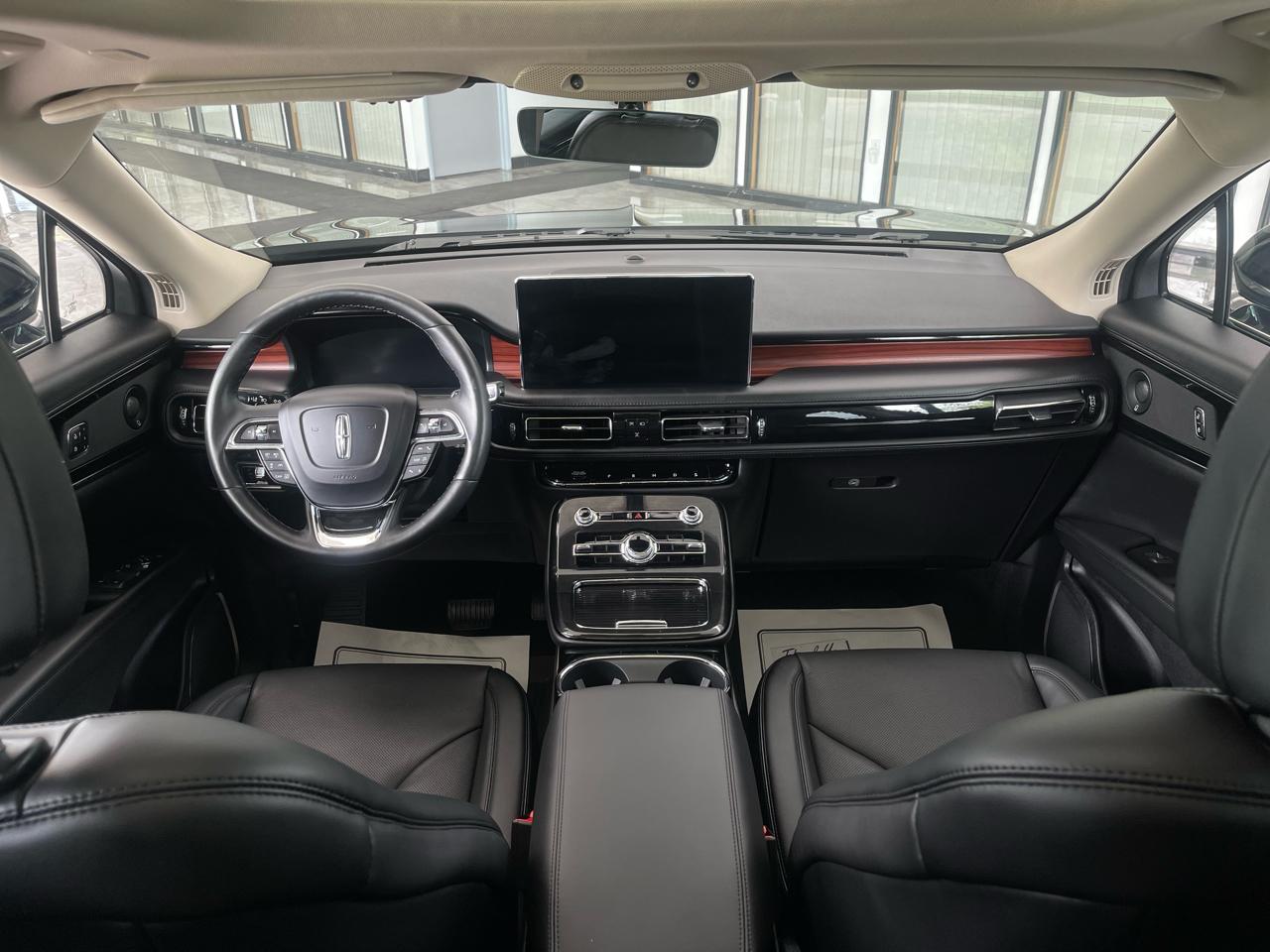 Lincoln Nautilus Reserve AWD 2023