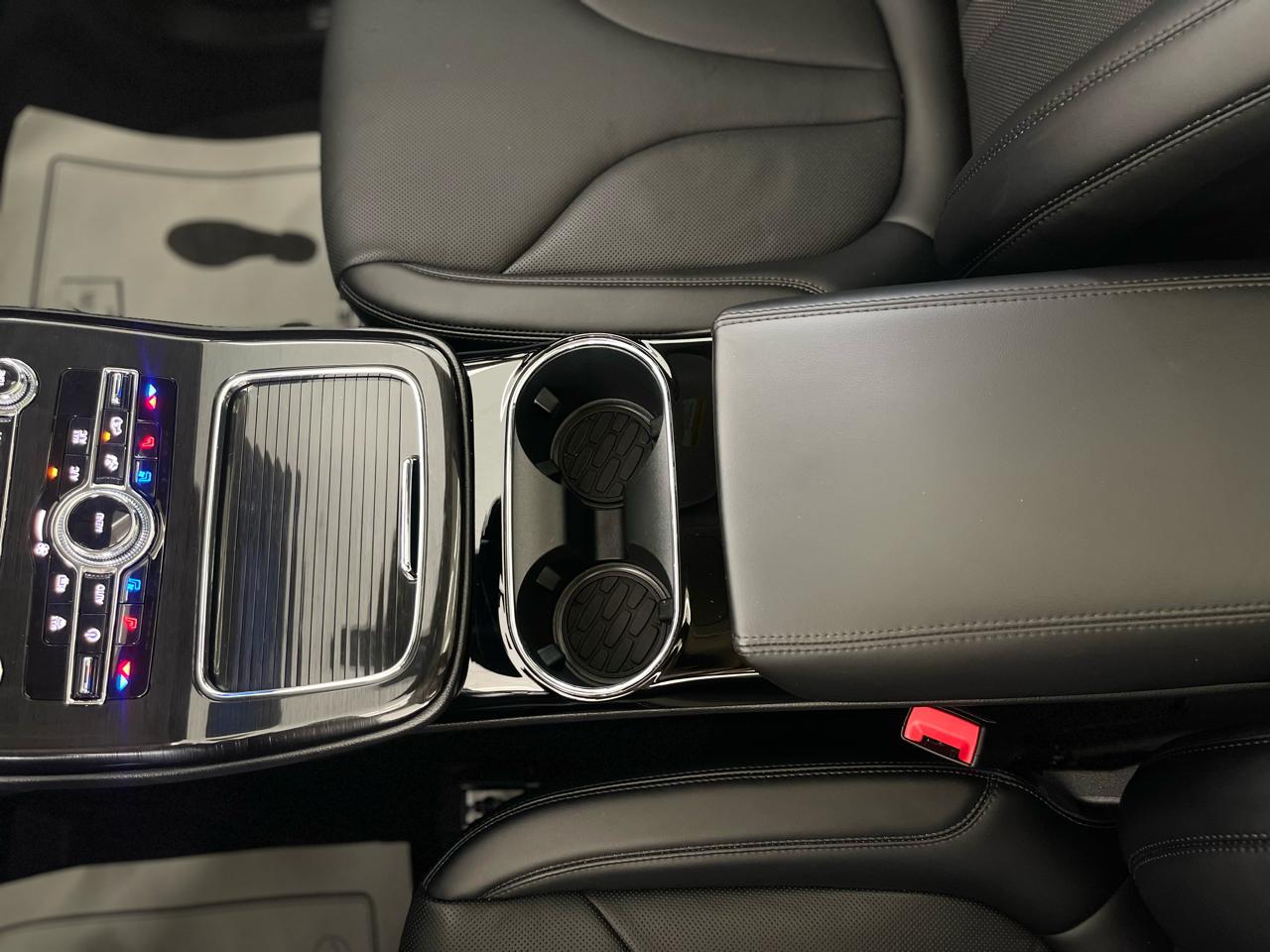 Lincoln Nautilus Reserve AWD 2023