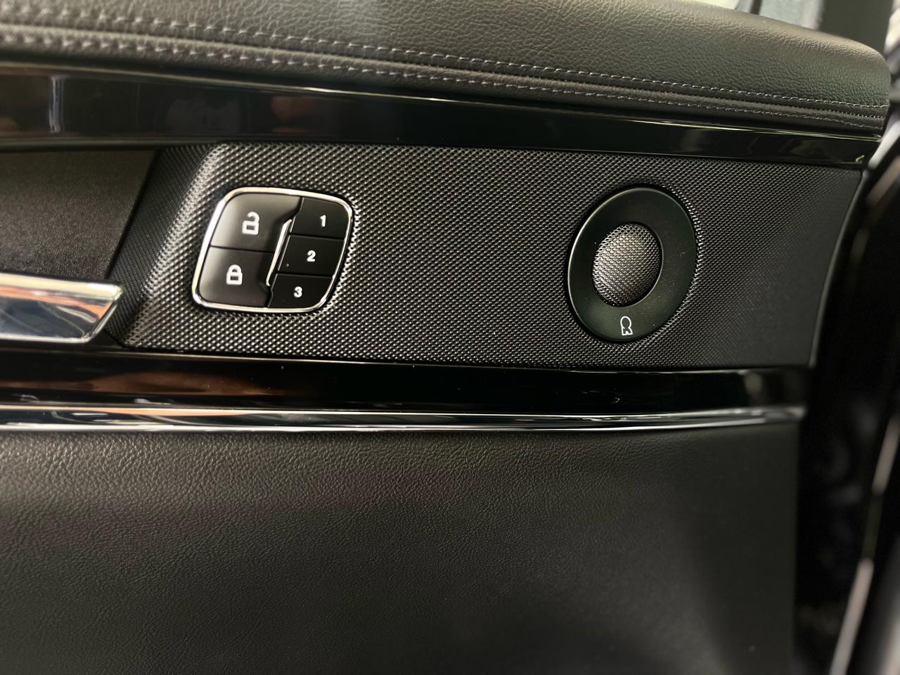 Lincoln Nautilus Reserve AWD 2023