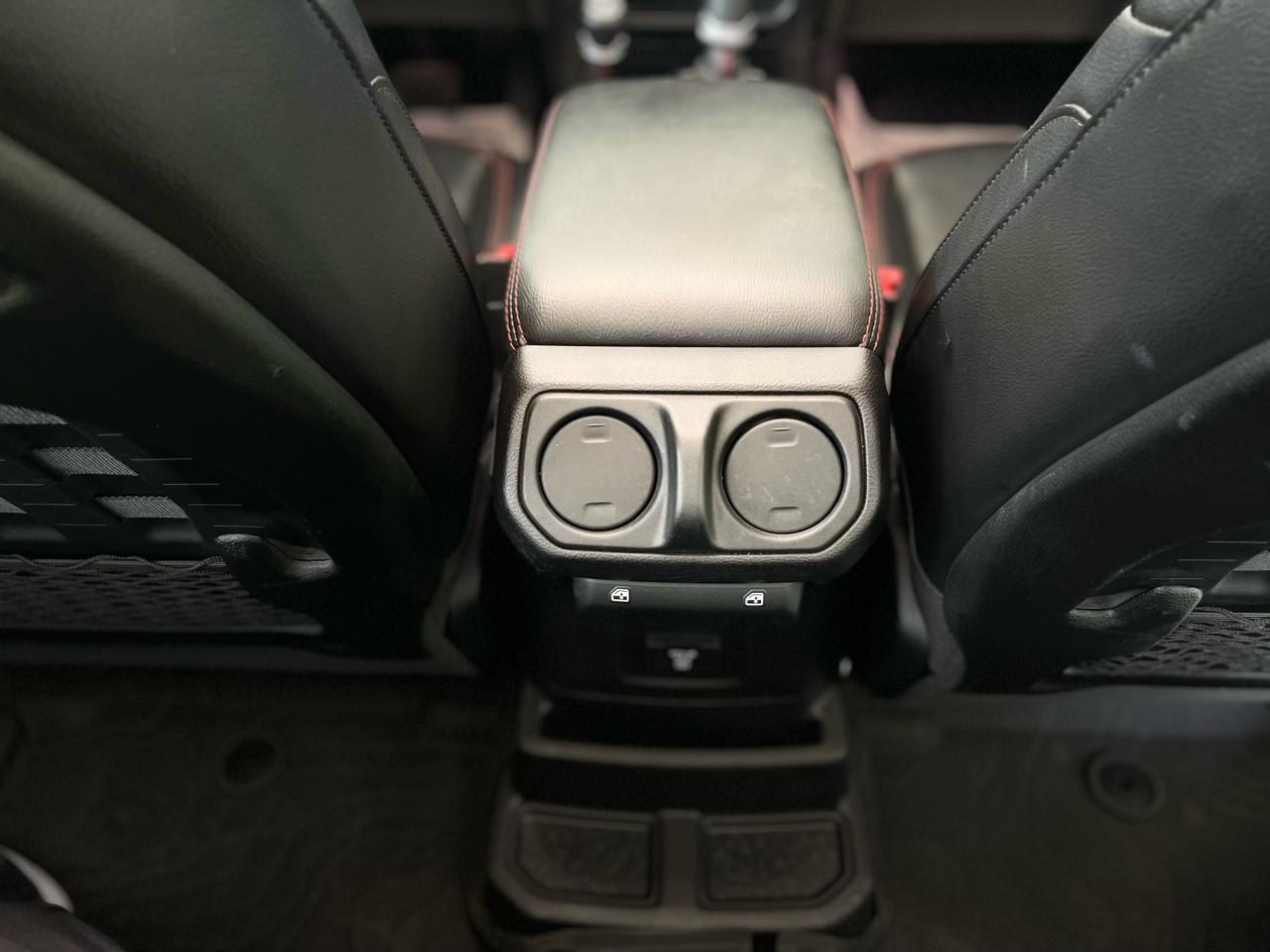 Jeep Wrangler Unlimited Sahara 2020
