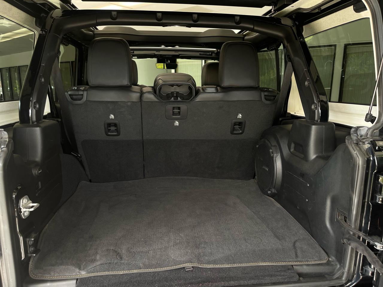 Jeep Wrangler Unlimited Sahara 2020