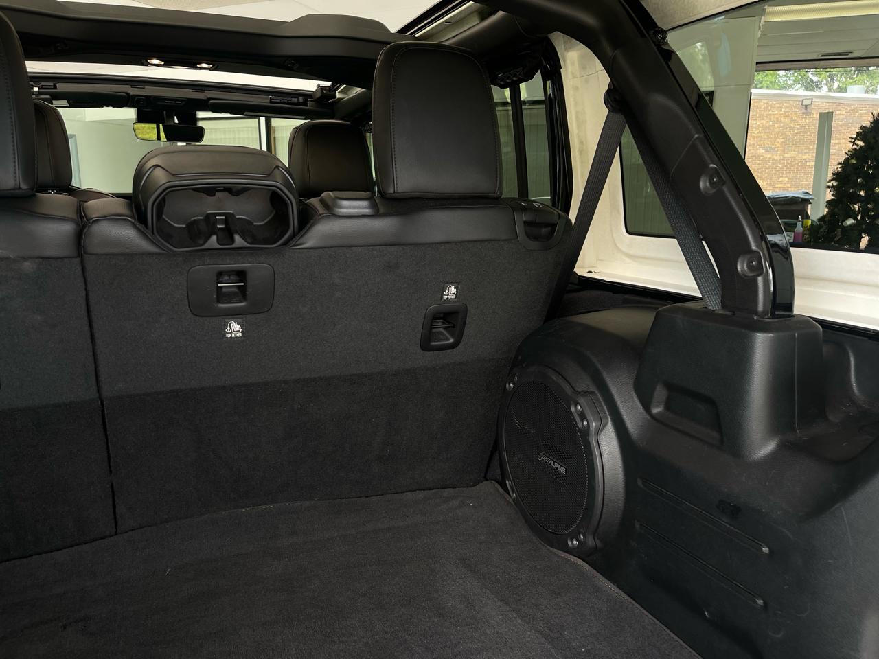 Jeep Wrangler Unlimited Sahara 2020