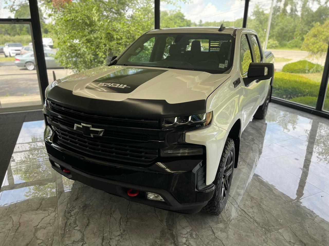 Chevrolet Silverado 1500 Limited LT Trail Boss Crew Cab Long Box 4WD 2022