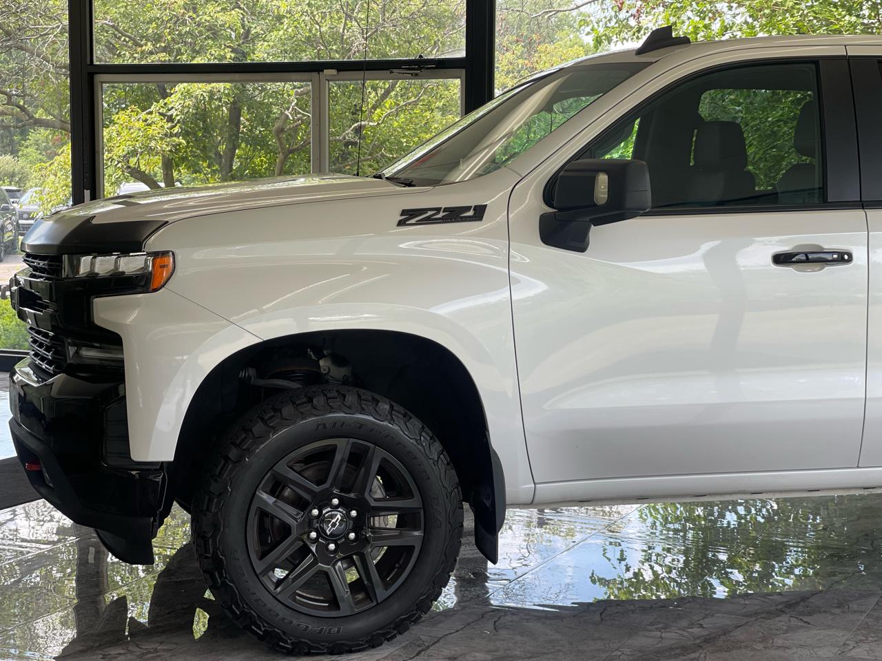 Chevrolet Silverado 1500 Limited LT Trail Boss Crew Cab Long Box 4WD 2022