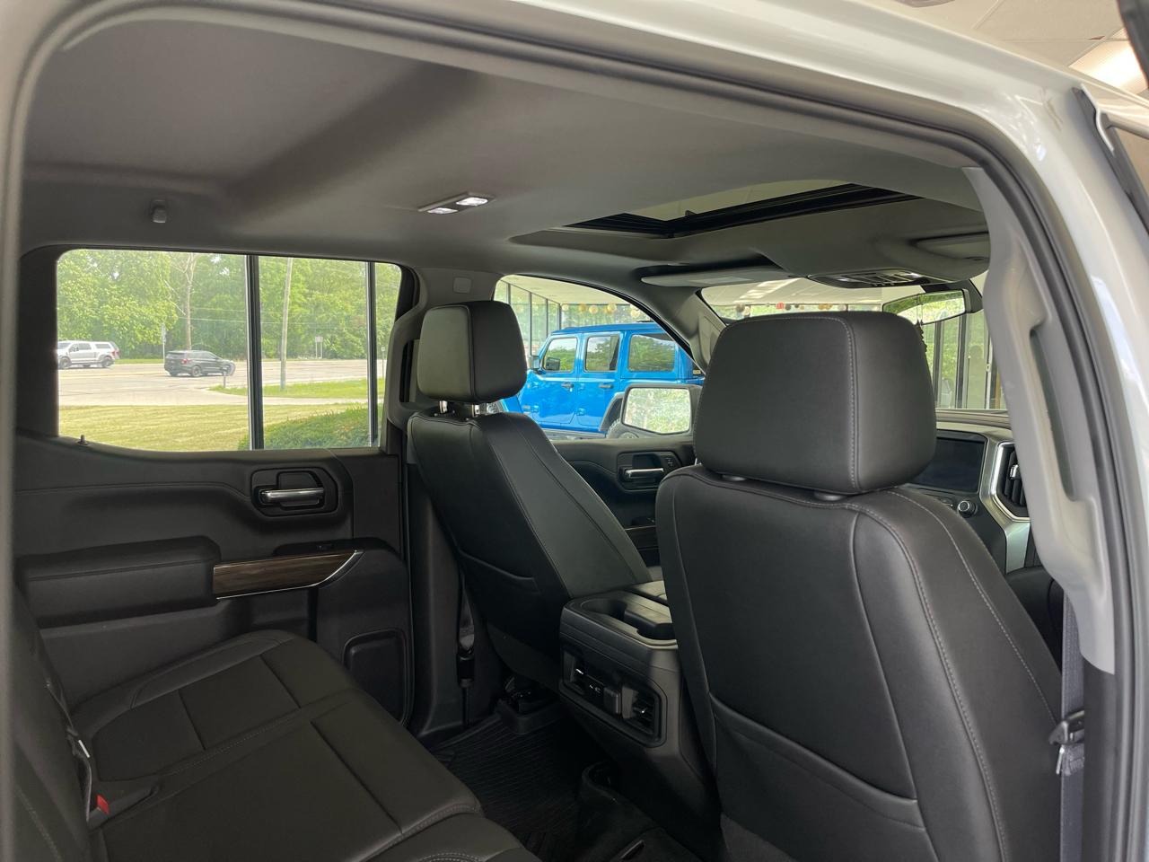 Chevrolet Silverado 1500 Limited LT Trail Boss Crew Cab Long Box 4WD 2022
