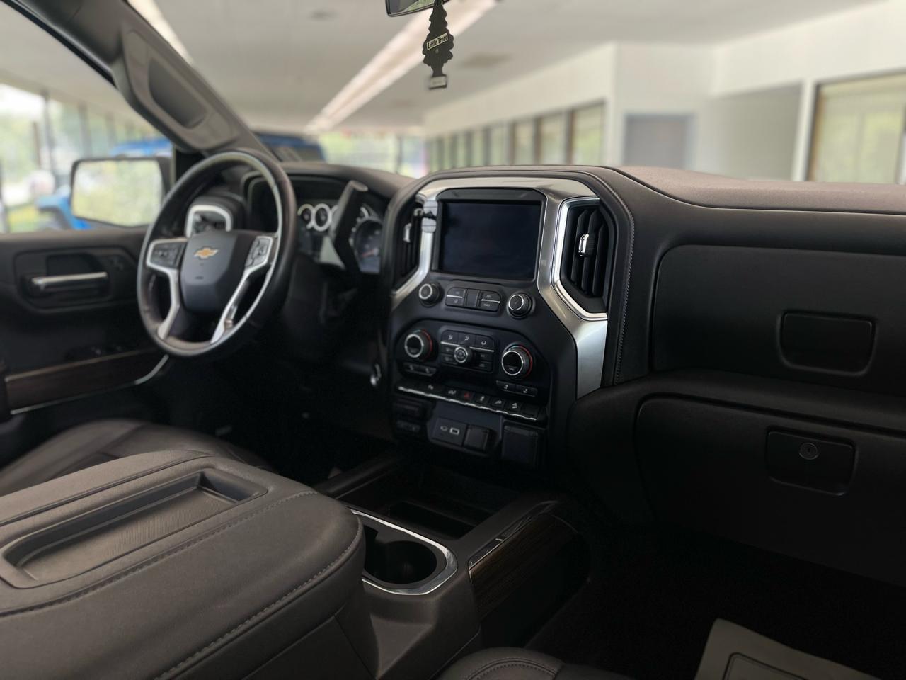 Chevrolet Silverado 1500 Limited LT Trail Boss Crew Cab Long Box 4WD 2022