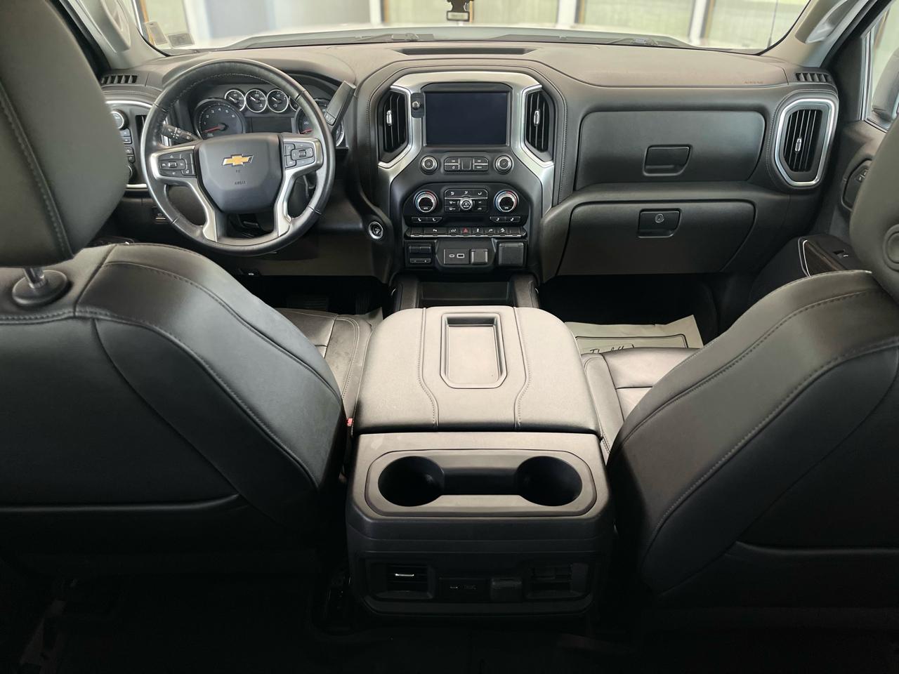 Chevrolet Silverado 1500 Limited LT Trail Boss Crew Cab Long Box 4WD 2022