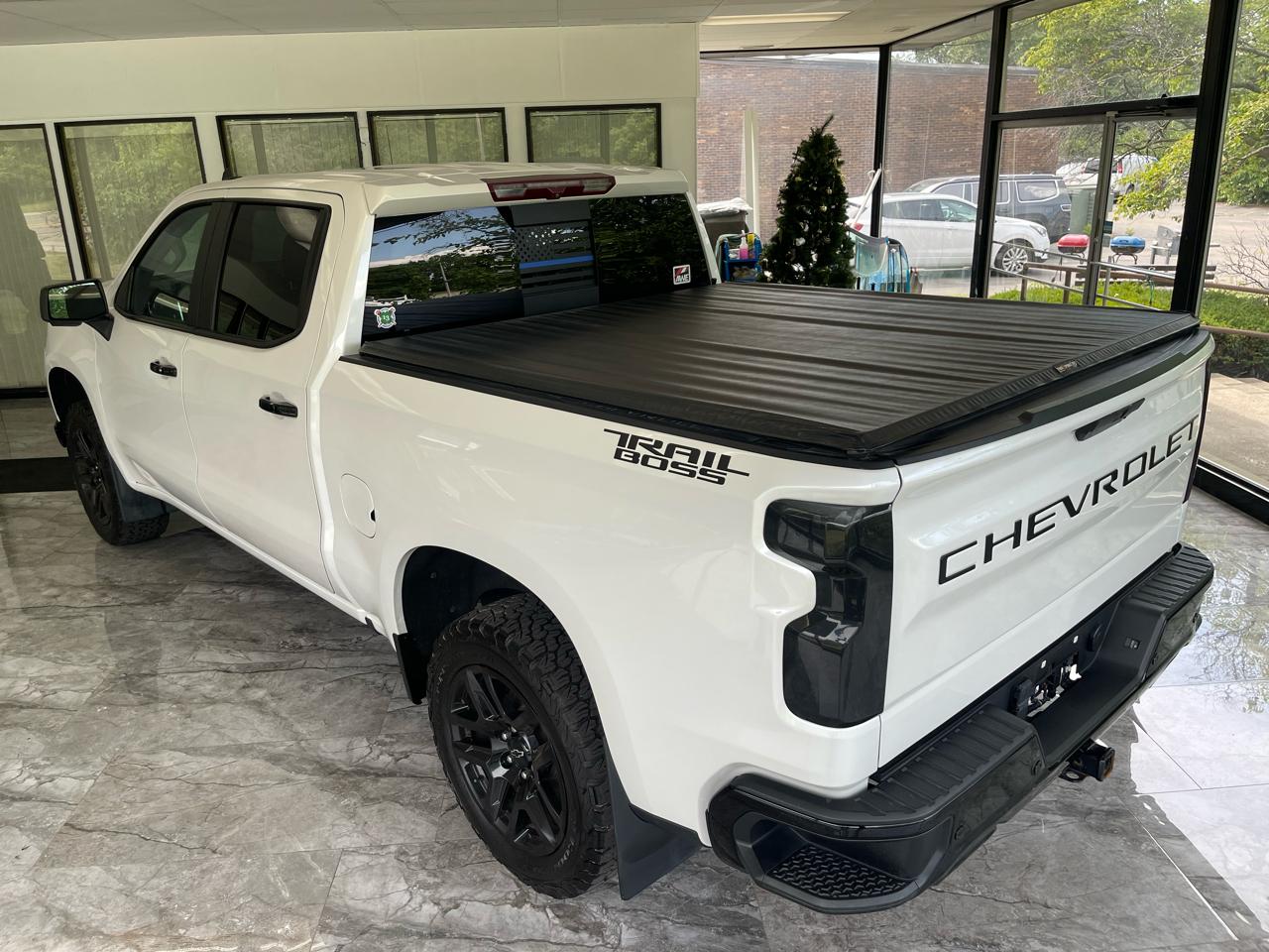 Chevrolet Silverado 1500 Limited LT Trail Boss Crew Cab Long Box 4WD 2022