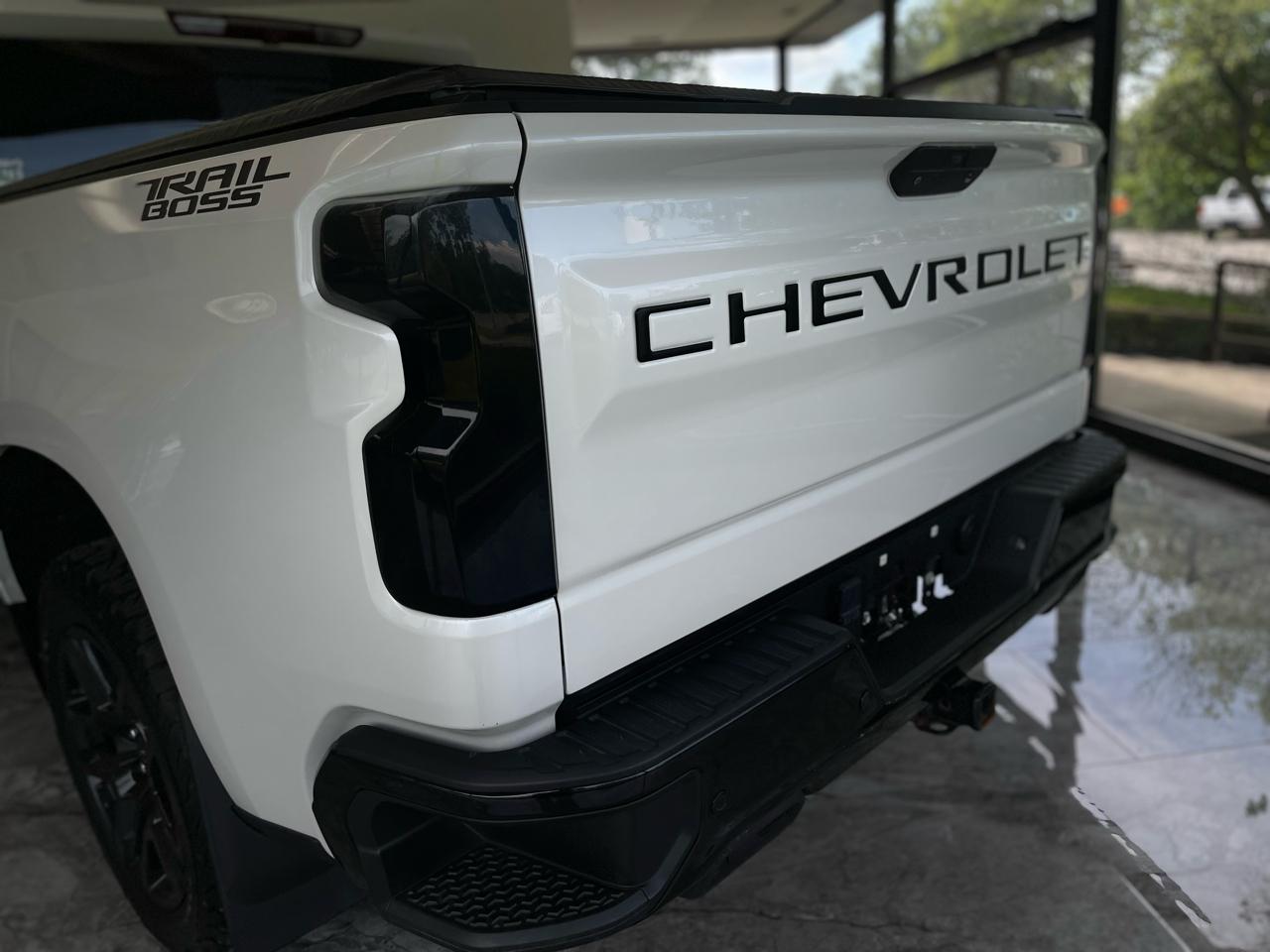 Chevrolet Silverado 1500 Limited LT Trail Boss Crew Cab Long Box 4WD 2022