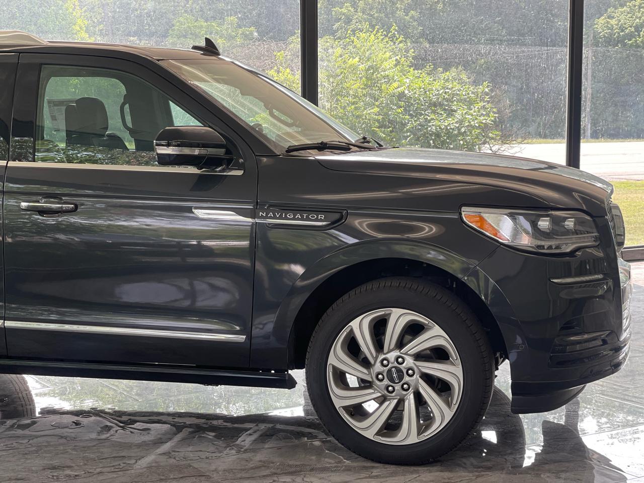 Lincoln Navigator Reserve 2024