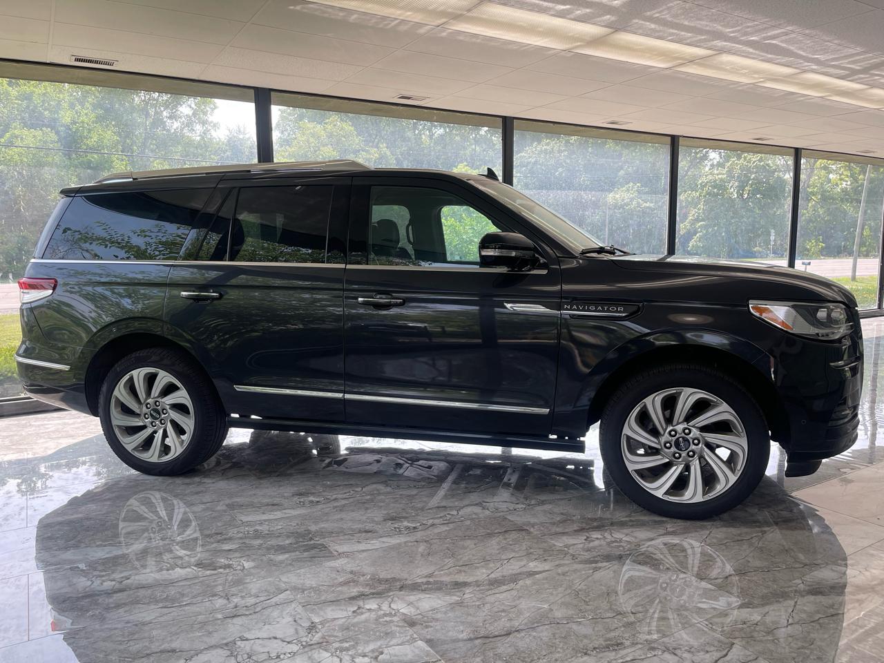 Lincoln Navigator Reserve 2024