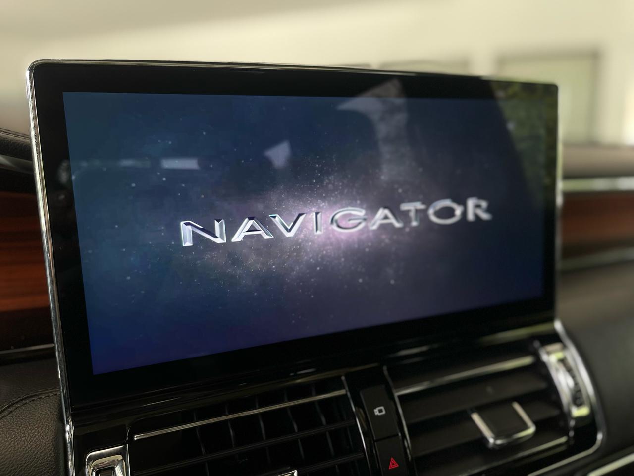 Lincoln Navigator Reserve 2024