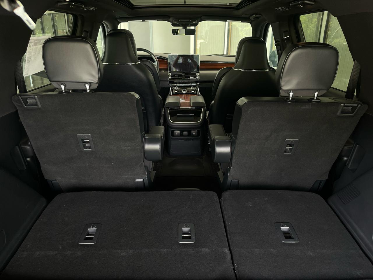 Lincoln Navigator Reserve 2024