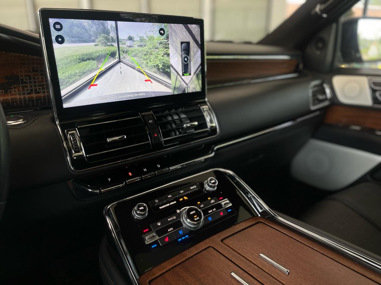 Lincoln Navigator Black Label 4WD 2022