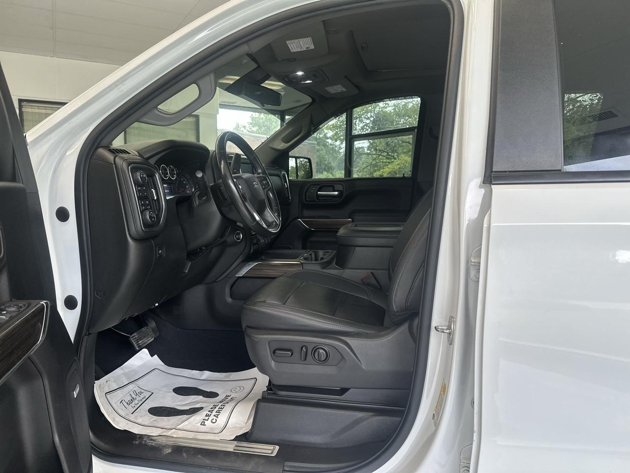 Chevrolet Silverado 1500 LT Trail Boss Crew Cab Long Box 4WD 2021