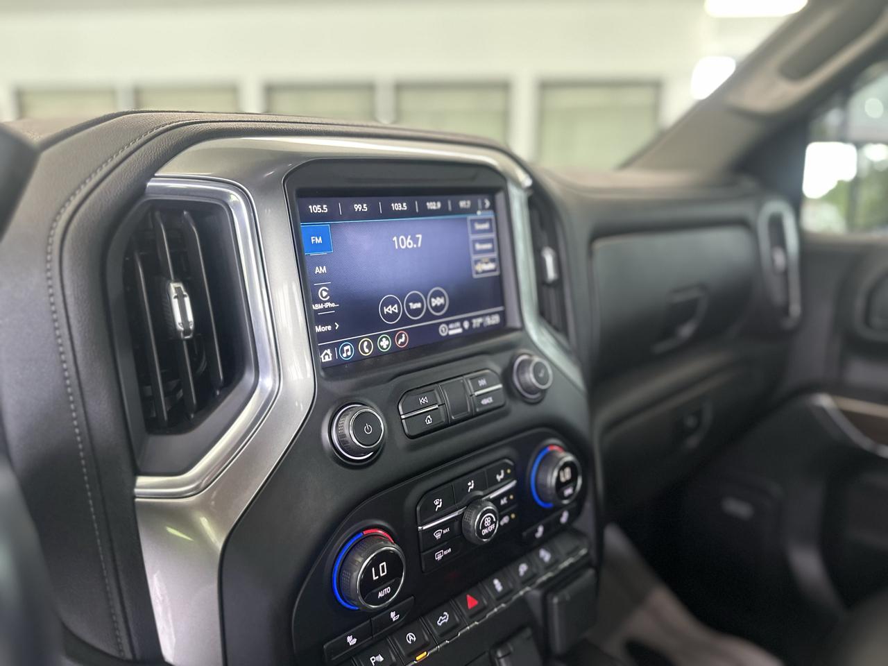 Chevrolet Silverado 1500 LT Trail Boss Crew Cab Long Box 4WD 2021