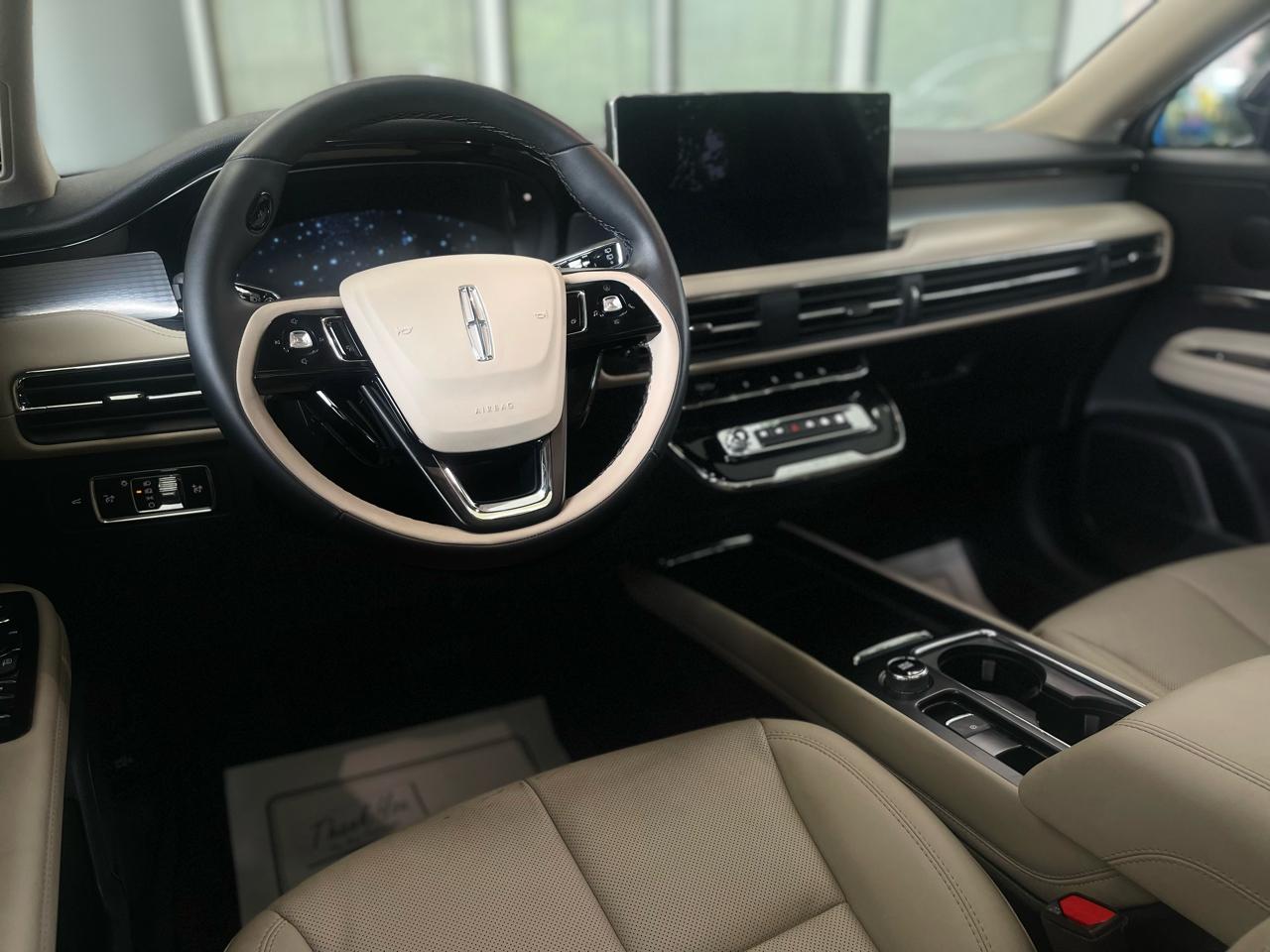 Lincoln Corsair Premiere 2026