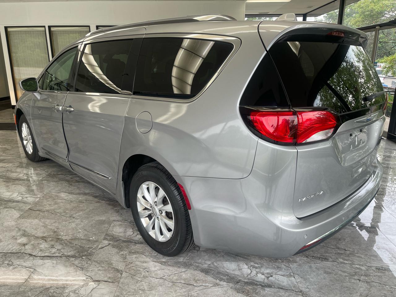 Chrysler Pacifica Touring-L 2018