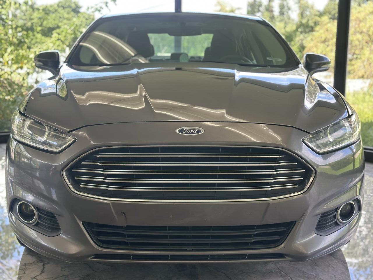 Ford Fusion SE 2016