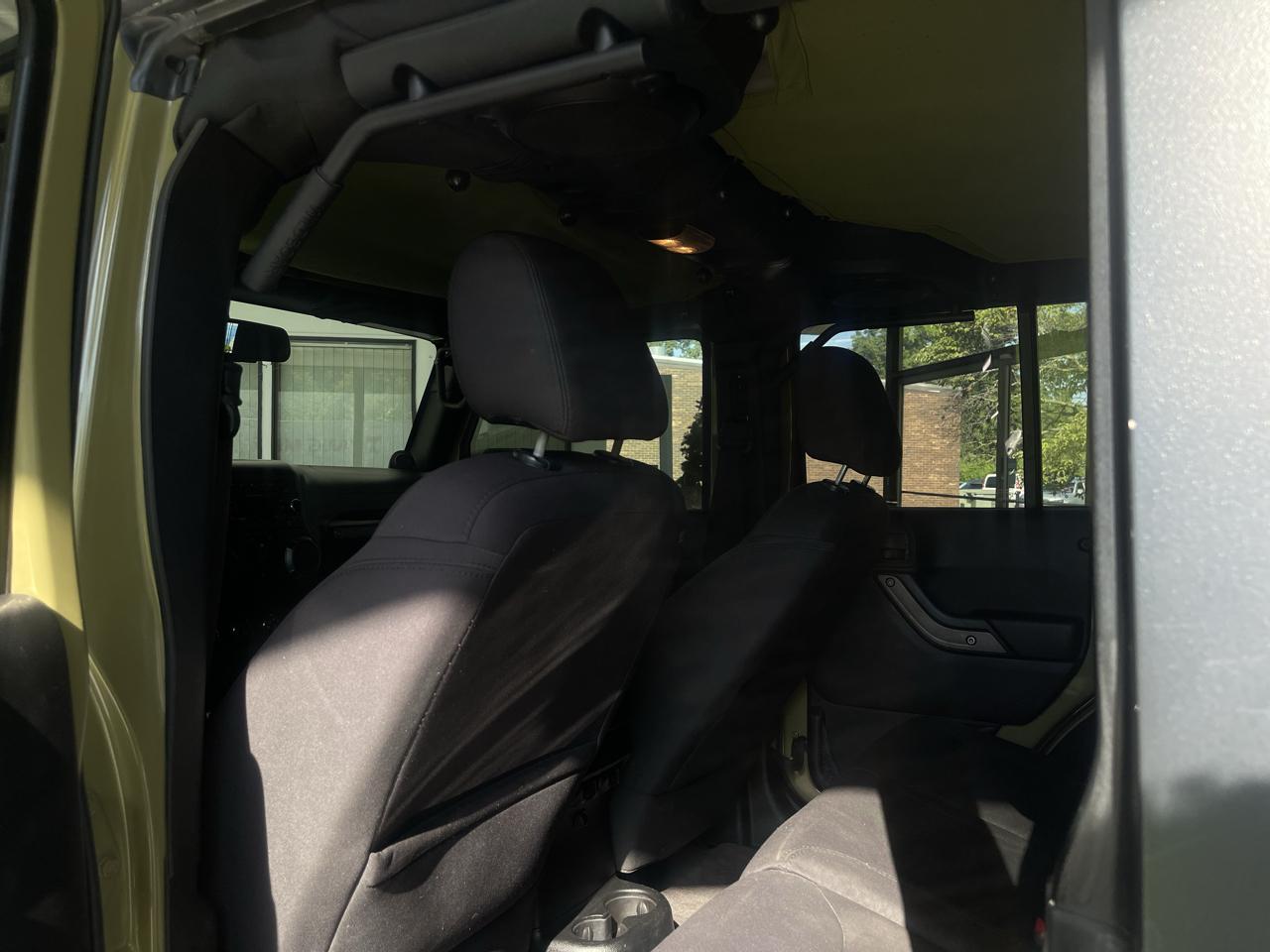 Jeep Wrangler Unlimited Sport 4WD 2013