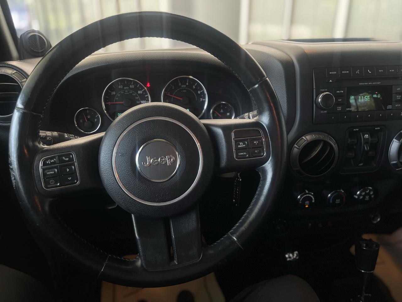 Jeep Wrangler Unlimited Sport 4WD 2013