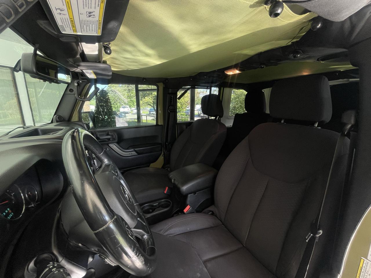 Jeep Wrangler Unlimited Sport 4WD 2013