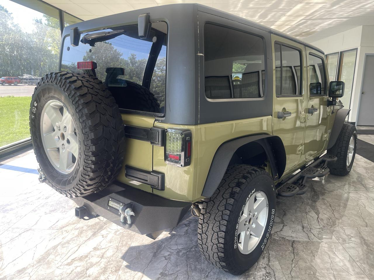 Jeep Wrangler Unlimited Sport 4WD 2013