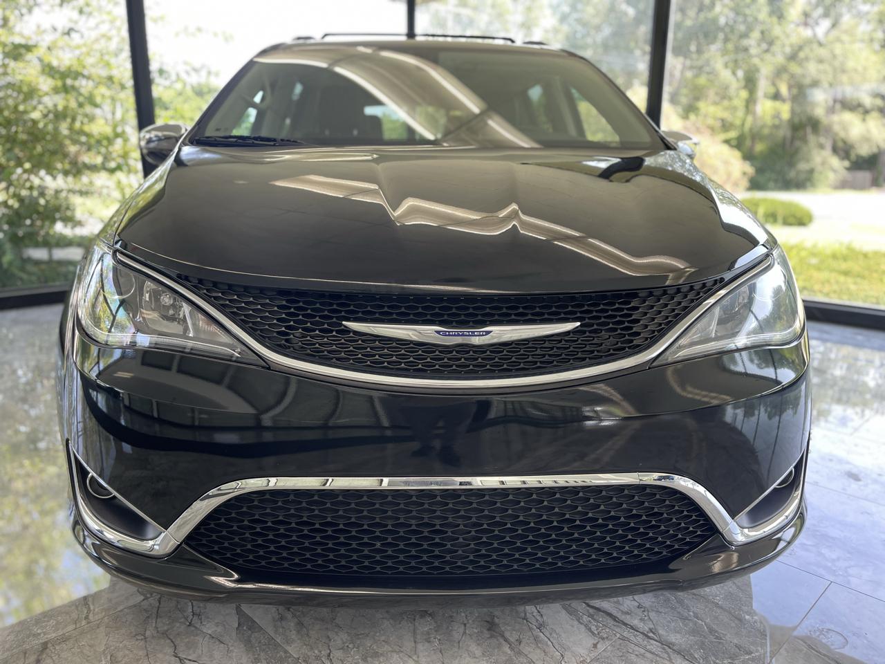 Chrysler Pacifica Limited 2020