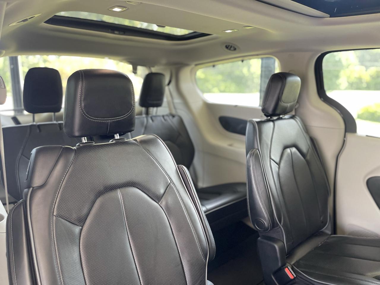 Chrysler Pacifica Limited 2020