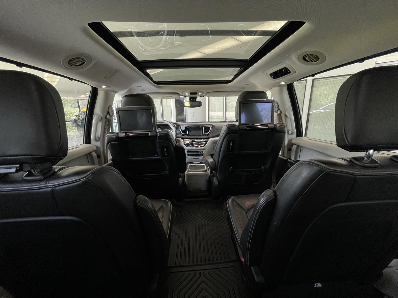 Chrysler Pacifica Limited 2020