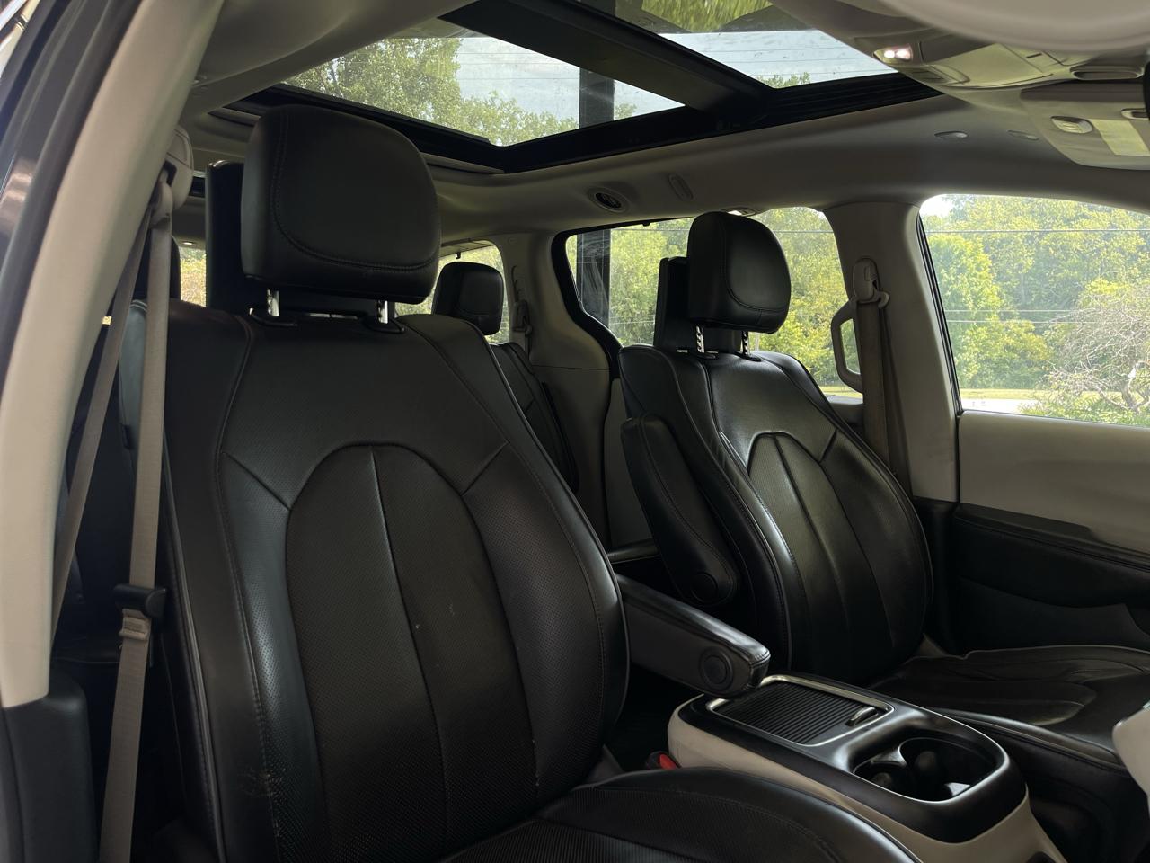 Chrysler Pacifica Limited 2020