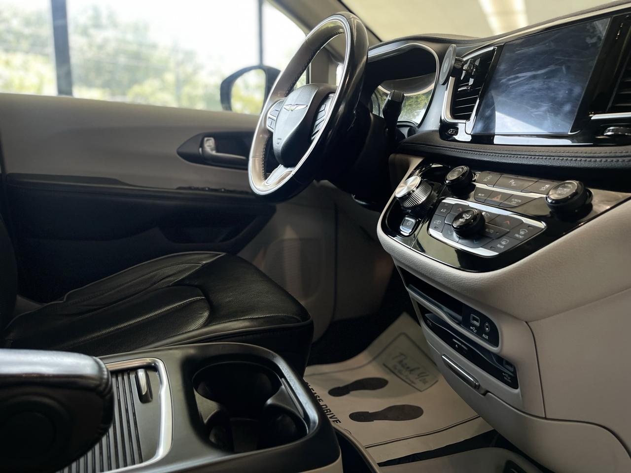 Chrysler Pacifica Limited 2020