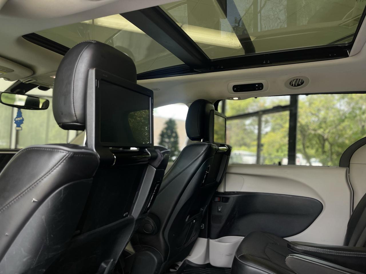 Chrysler Pacifica Limited 2020